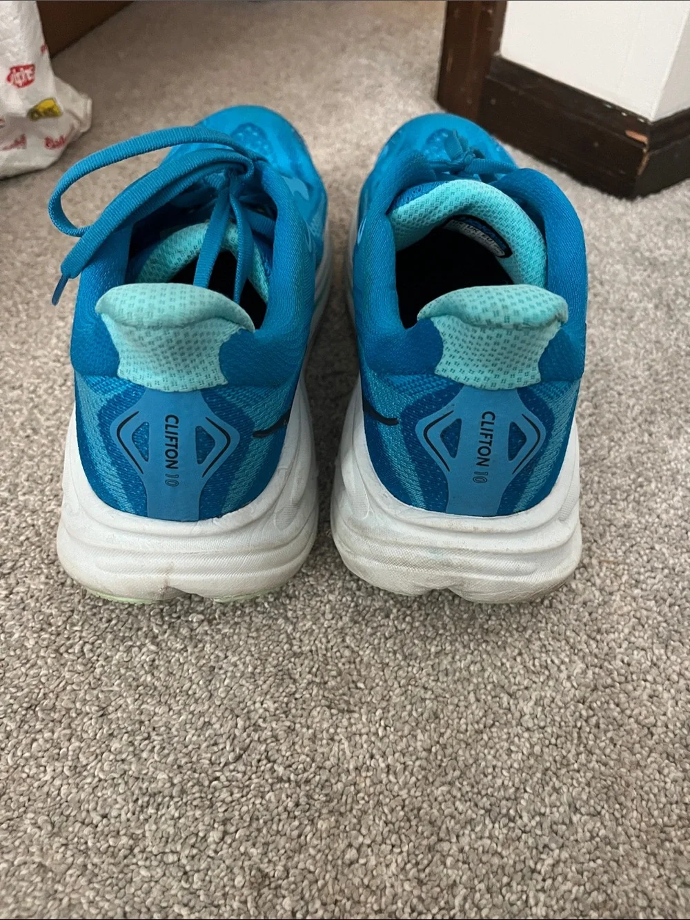 Men’s Hoka Teal and Aqua Running Shoes Clifton 10